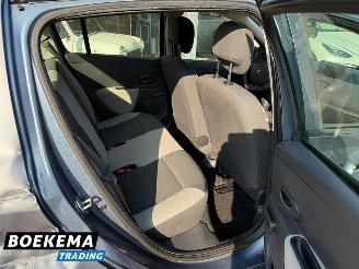 Renault Clio 1.2 TCe Special Line Navigatie Airco picture 16