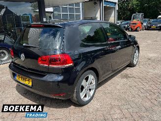Volkswagen Golf 1.2 TSI Highline DSG Navigatie Climate Cruise 3-Deurs picture 2
