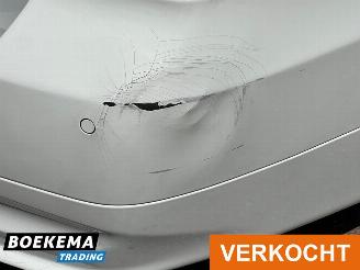 BMW 3-serie 330xd Dynamic Exe Automaat Panorama Climate Cruise Navigatie picture 20