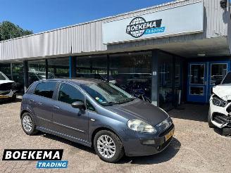 skadebil auto Fiat Punto Evo 1.3 M-Jet Dynamic Navi Climate Cruise 2010/9
