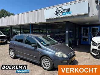 skadebil auto Fiat Punto Evo 1.3 M-Jet Dynamic Navi Climate Cruise 2010/9