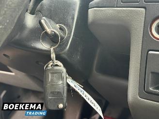 Volkswagen Transporter 2.5 TDI 102PK 292 DC 5-Peroons Cruise Schuifdeur picture 23