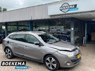 Coche accidentado Renault Mégane Estate 2.0 Bose Clima Cruise Trekhaak 2011/11
