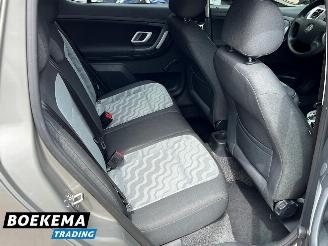 Skoda Fabia 1.6-16V Ambiente Automaat Airco Stoelverwarming PDC Trekhaak picture 17