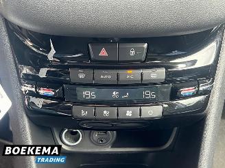 Peugeot 208 1.2 VTi Oxygo Cruise Navi Clima Trekhaak picture 22