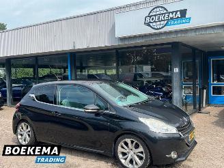 Avarii autoturisme Peugeot 208 1.6 VTi Allure Stoelverwarming Navi Clima 2012/4