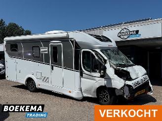krockskadad bil auto Dethleffs V-40 JUST T 7052 140PK Automaat Garage Enkele-Bedden Dakairco Luifel Zonnepaneel 2025/9