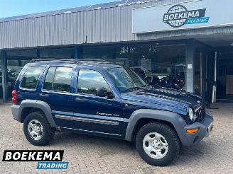 uszkodzony samochody osobowe Jeep Cherokee 2.4i Sport Plus Cruise-Control Trekhaak 2002/10