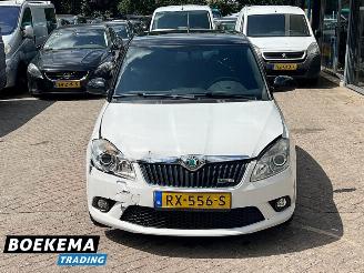 Skoda Fabia 1.4 RS 179PK DSG Open-dak Navigatie Clima picture 5