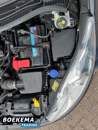 Ford Fiesta 1.25 Titanium Climate controle Cruise Control picture 9