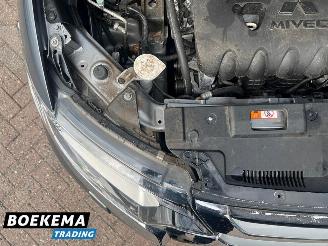 Mitsubishi Outlander 2.0 Instyle Automaat Open Dak Navi Stoelverwarming picture 10