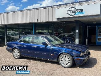 uszkodzony samochody osobowe Jaguar XJ 4.2 V8 Executive 298pk Automaat Memory Navi Cruise 2003/4