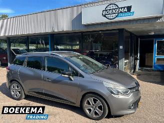 Coche accidentado Renault Clio Estate 1.5 dCi ECO Authentique R-Link Navigatie Airco Cruise 2014/7