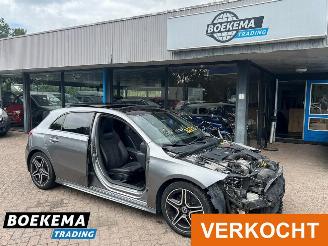skadebil auto Mercedes A-klasse 220 Premium Plus 190PK AMG Automaat Panorma Camera 2019/8