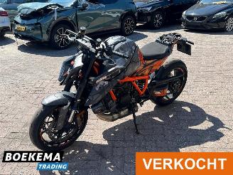 KTM  SuperDuke R 1390 picture 5