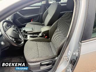 Skoda Octavia Combi 1.2 TSI Ambition Navigatie Cruise Climate picture 15