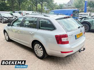 Skoda Octavia Combi 1.2 TSI Ambition Navigatie Cruise Climate picture 3