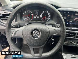 Volkswagen Polo 1.0 Highline Navigatie Cruise Airco 5-Deurs picture 17