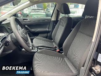 Volkswagen Polo 1.0 Highline Navigatie Cruise Airco 5-Deurs picture 11