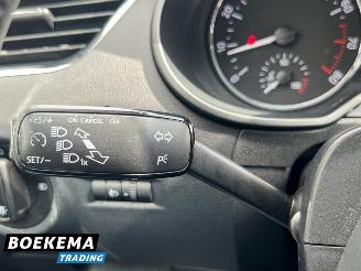 Skoda Octavia Combi 1.2 TSI Businessline Automaat Navi Cruise Clima picture 23