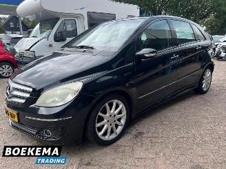Mercedes B-klasse 200 Business Automaat 136PK Airco picture 4