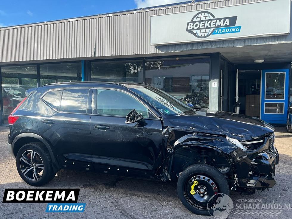 Volvo XC40 2.0 B3 Plus Dark Harman Kardon Memory WinterPakket Navigatie Trekhaak
