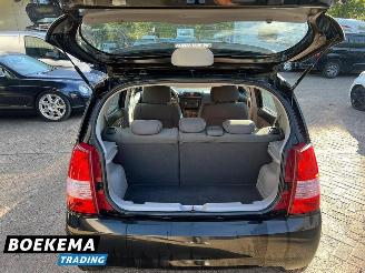 Kia Picanto 1.0 M-bition Airco Elektrische Ramen picture 10