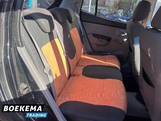 Kia Picanto 1.0 M-bition Airco Elektrische Ramen picture 11