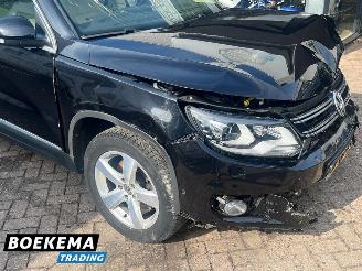 Volkswagen Tiguan 1.4 TSI R-Line Panorama Navigatie Leer Stoelverwarming picture 8