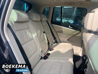 Volkswagen Tiguan 1.4 TSI R-Line Panorama Navigatie Leer Stoelverwarming picture 26