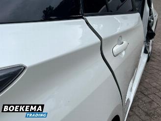 Toyota Prius 1.8 Executive JBL Navigatie Leer Stoelverwarming picture 11