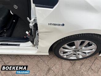 Toyota Prius 1.8 Executive JBL Navigatie Leer Stoelverwarming picture 6