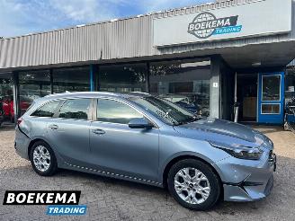 skadebil auto Kia Ceed 1.5 T-GDi Dynamic 160PK Camera Navi Cruise Clima 2022/7