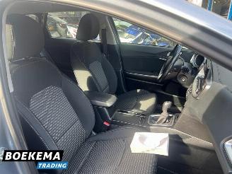 Kia Ceed 1.5 T-GDi Dynamic 160PK Camera Navi Cruise Clima picture 19