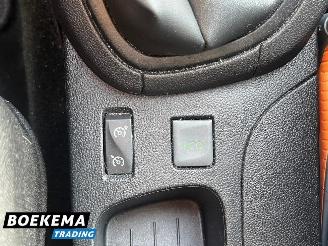 Renault Clio Estate 1.5 dCi Expression Navi Cruise PDC Airco picture 22