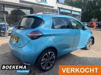 Renault Zoé R135 Intens 52 kWh KoopAccu! Bose Camera Winterpakket picture 2