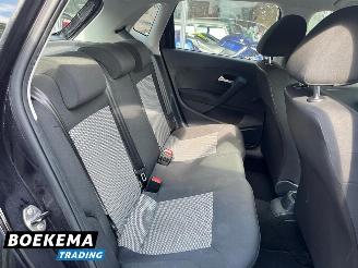 Volkswagen Polo 1.2 12V Comfortline Stoelverwarming Airco 5-Deurs picture 17