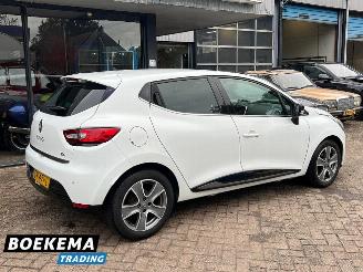 Renault Clio 0.9 TCe Night&Day Navi Cruise Airco Bass Reflex picture 2