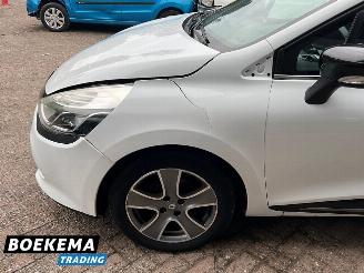 Renault Clio 0.9 TCe Night&Day Navi Cruise Airco Bass Reflex picture 5