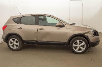 Nissan Qashqai 2.0 Pano 4WD picture 44