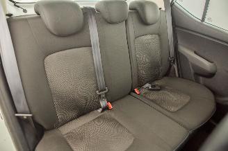 Hyundai I-10 1.0 Pure 102.085 km picture 25