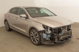 Hyundai I-30 1.4 T-GDI Fastback  94.851 km picture 2