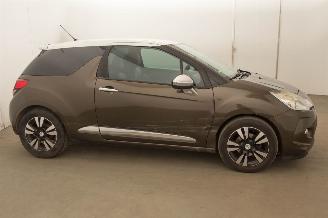 Citroën DS3 1.6 e-HDi So Chic picture 38