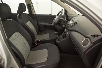 Hyundai I-10 1.1 Active picture 21
