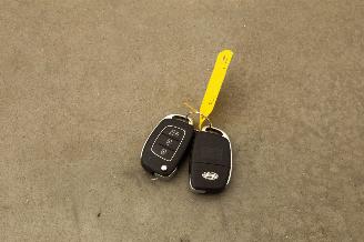 Hyundai I-20 1.0 T-GDI Navi picture 21
