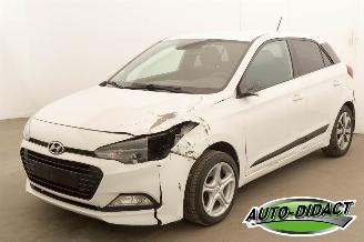 Vaurioauto  passenger cars Hyundai I-20 1.0 T-GDI Navi 2018/2