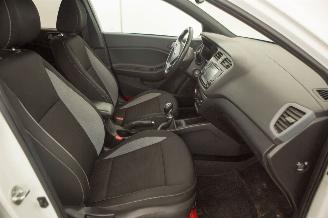 Hyundai I-20 1.0 T-GDI Navi picture 24