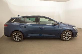 Renault Mégane Estate 1.6 E-tech Plug in Hybrid 160 business picture 32