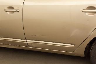 Kia Carens 2.0 automaat 7 Persoons picture 24