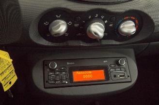 Renault Twingo 1.2 16V Collection Airco picture 8